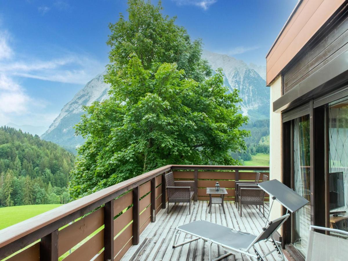 Apartment In Tauplitz With Sauna And Pool Bagian luar foto
